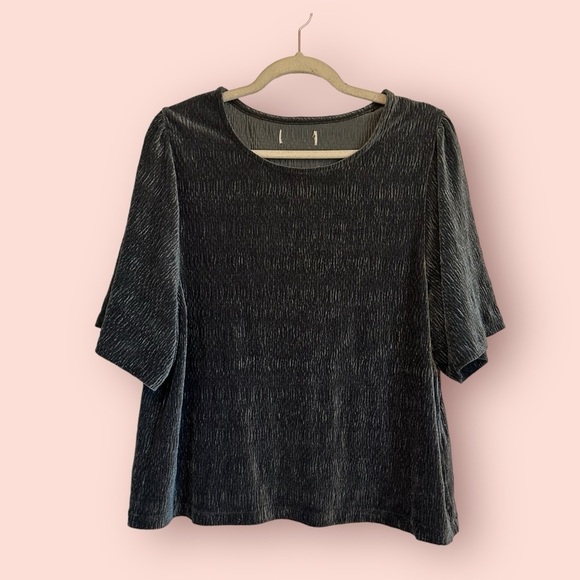 VELVET luxury olive green cropped top, super soft and cozy with flutter sleeves - Picture 1 of 7